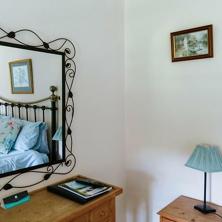 Bluebell House Hotel Уиндзор Екстериор снимка