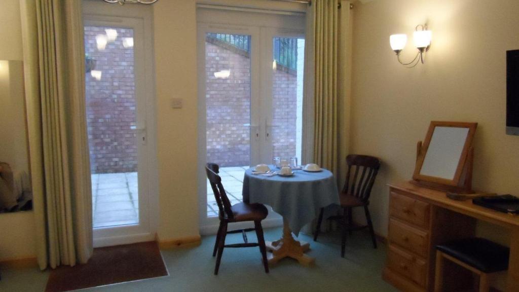 Bluebell House Hotel Уиндзор Стая снимка
