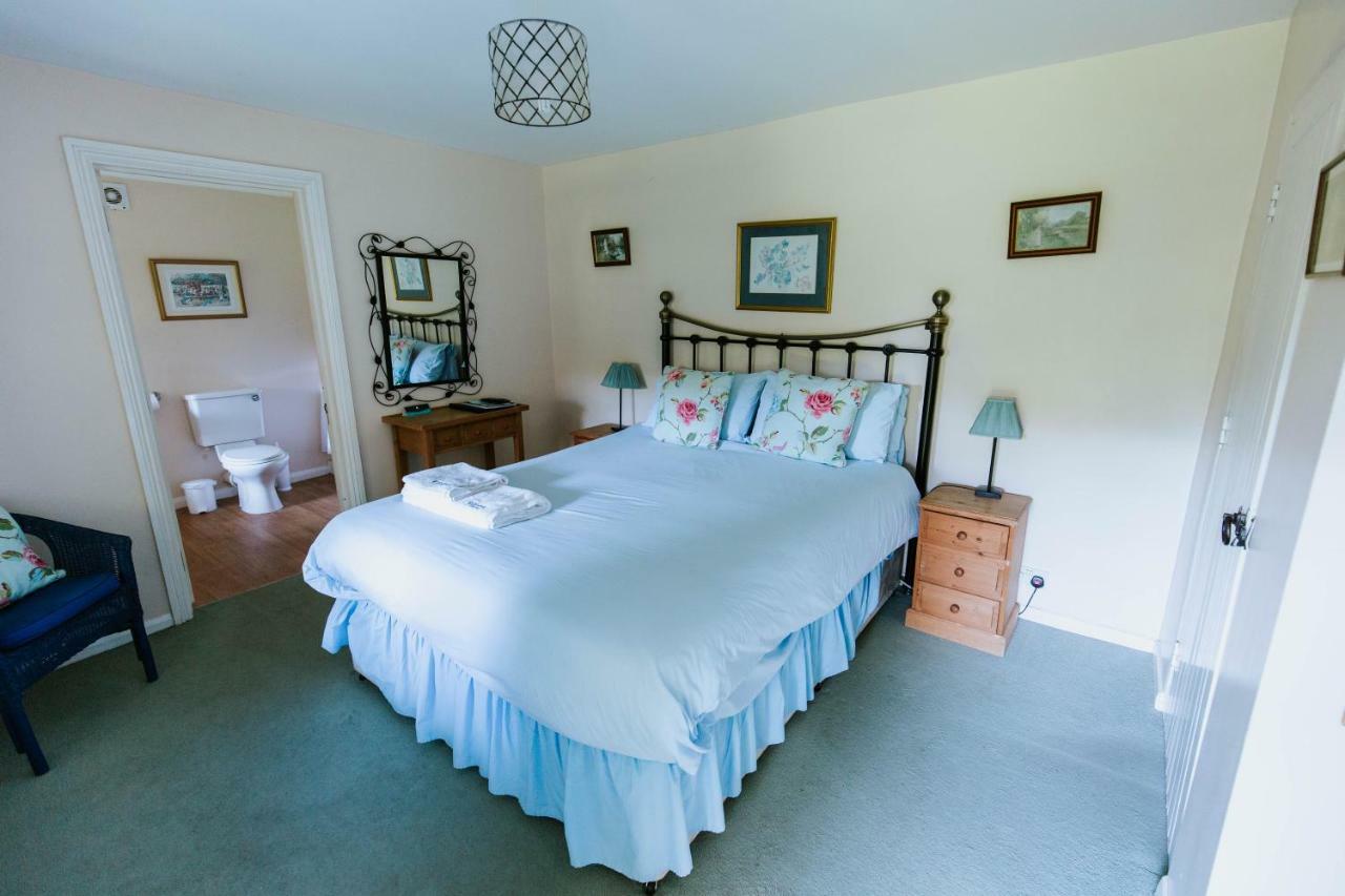Bluebell House Hotel Уиндзор Екстериор снимка