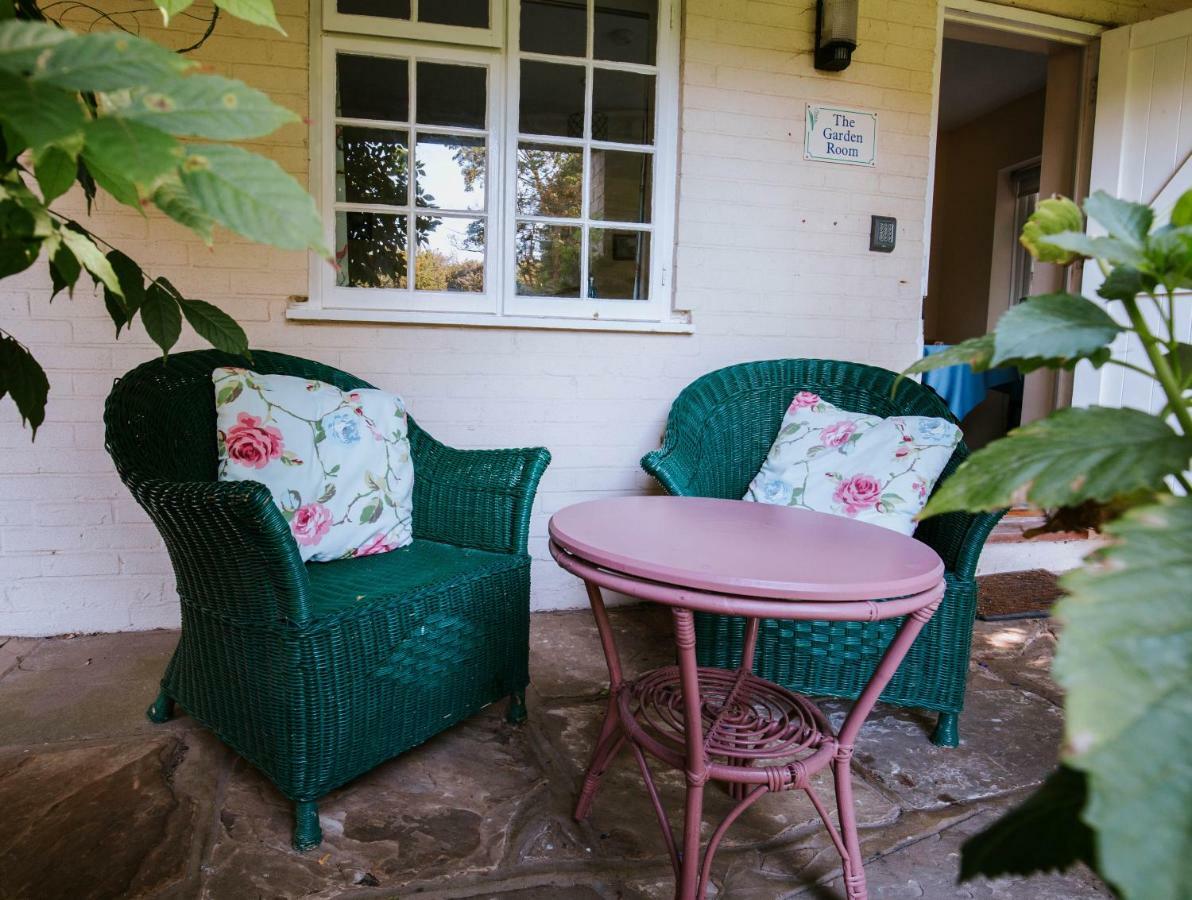 Bluebell House Hotel Уиндзор Екстериор снимка