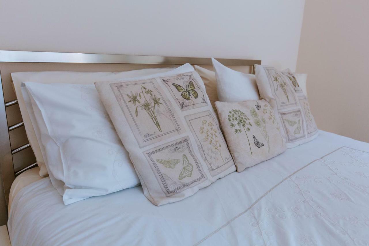 Bluebell House Hotel Уиндзор Екстериор снимка